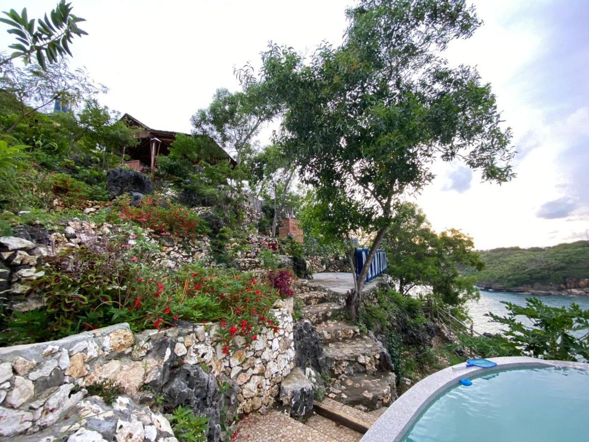 Baron Hill Resort Gunung Kidul Mitra Reddoorz Bagian luar foto